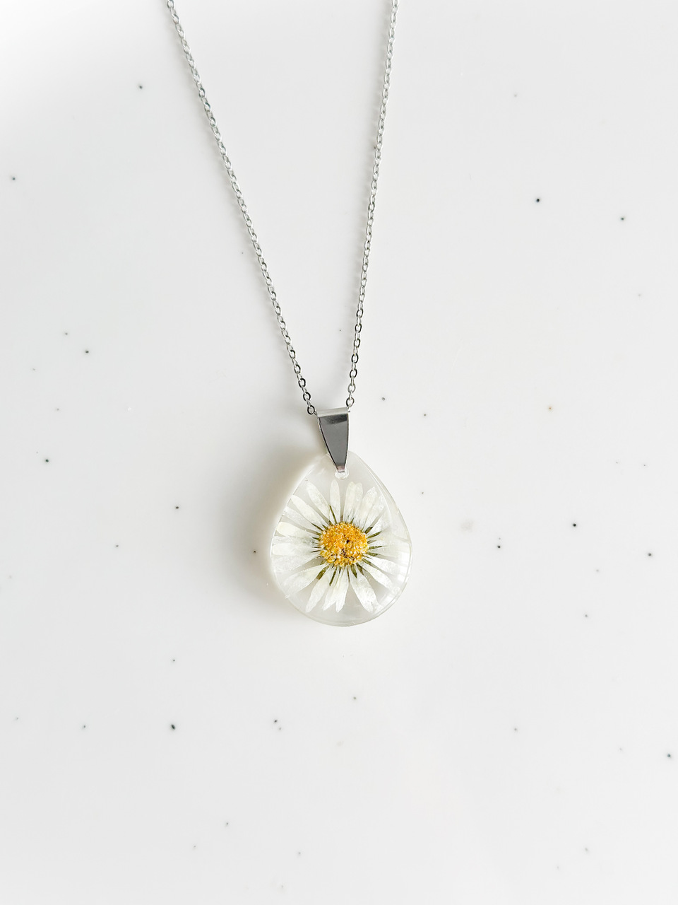 Naszyjnik z stokrotką - obrazek 3
