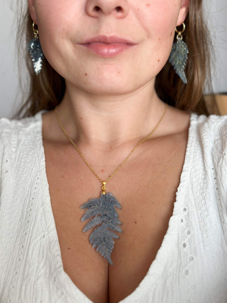 Zestaw: naszyjnik kolczyki niebieskie liście