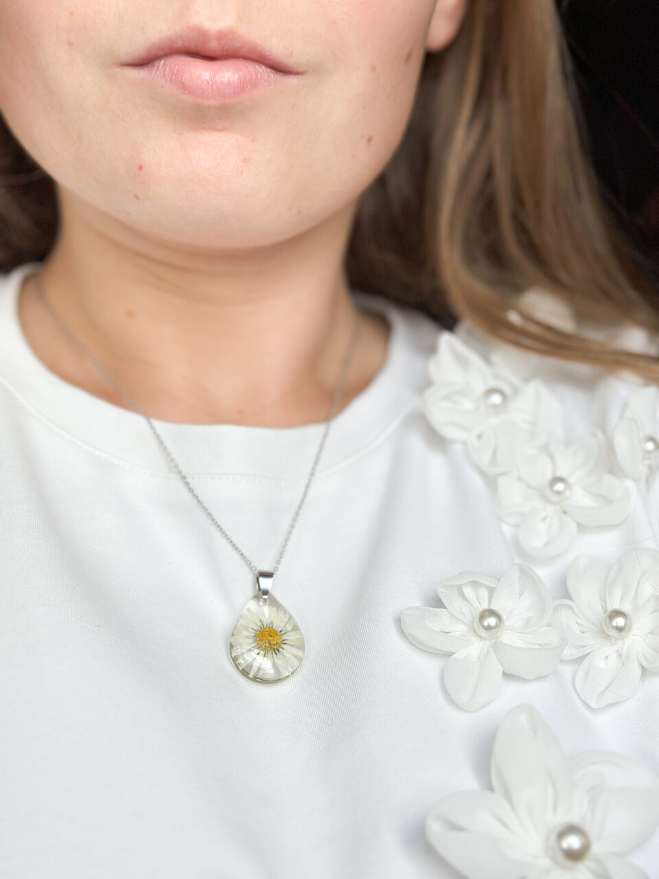 Naszyjnik z stokrotką - obrazek 2
